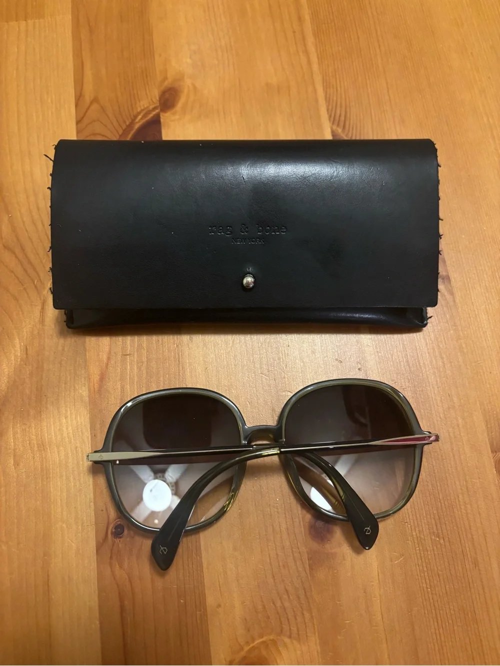 Rag & Bone Oversized Round Sunglasses w/ Case